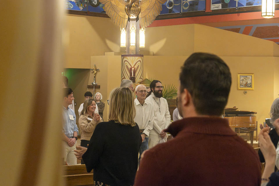 2026-StMary-EasterVigil (143 of 215).jpg